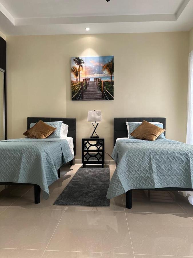 Вилла Casa Bella Vista @ Pyramid Point Очо-Риос Экстерьер фото